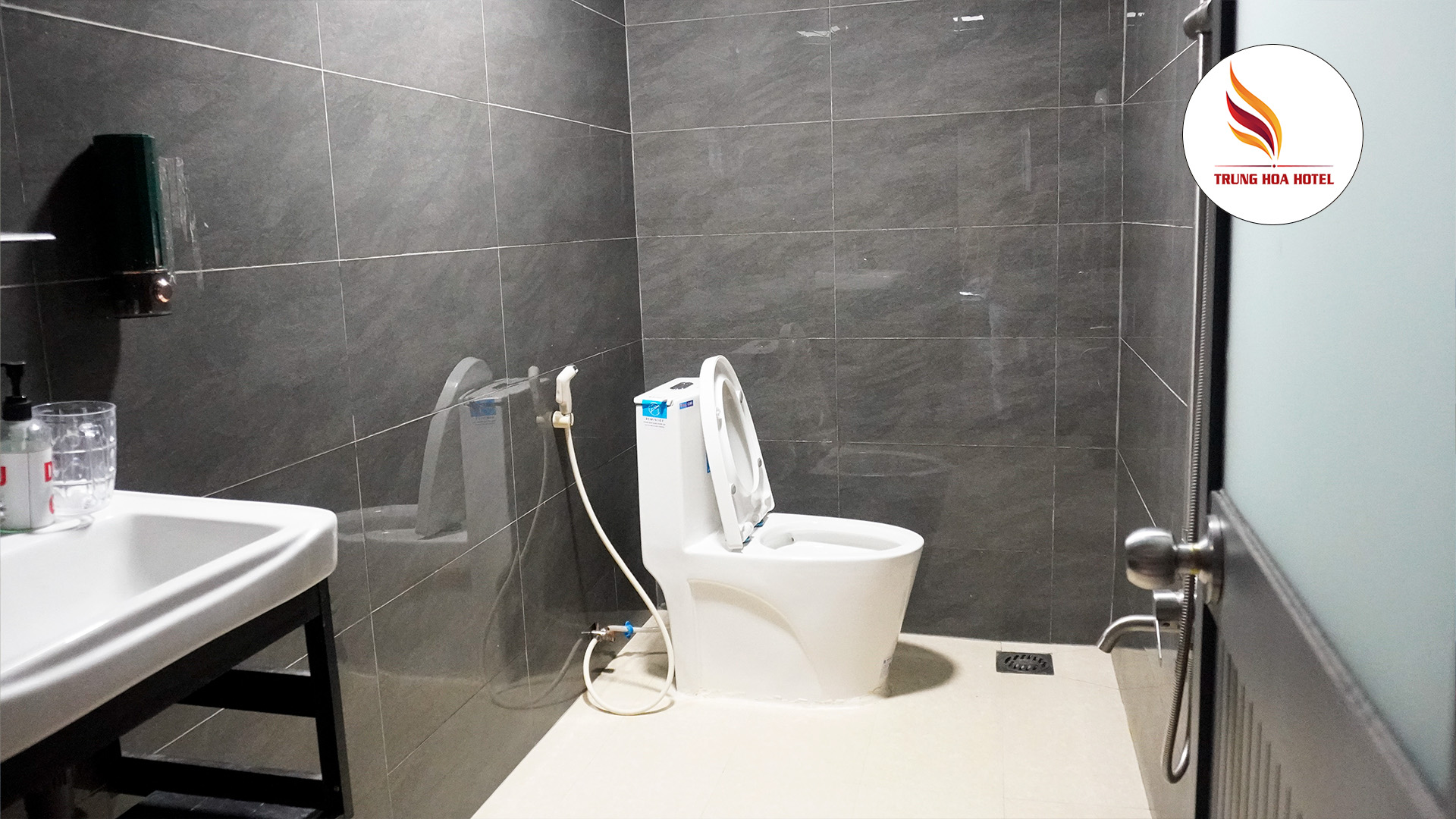 Phòng gia đình VIP (2 giường) - Ảnh 5